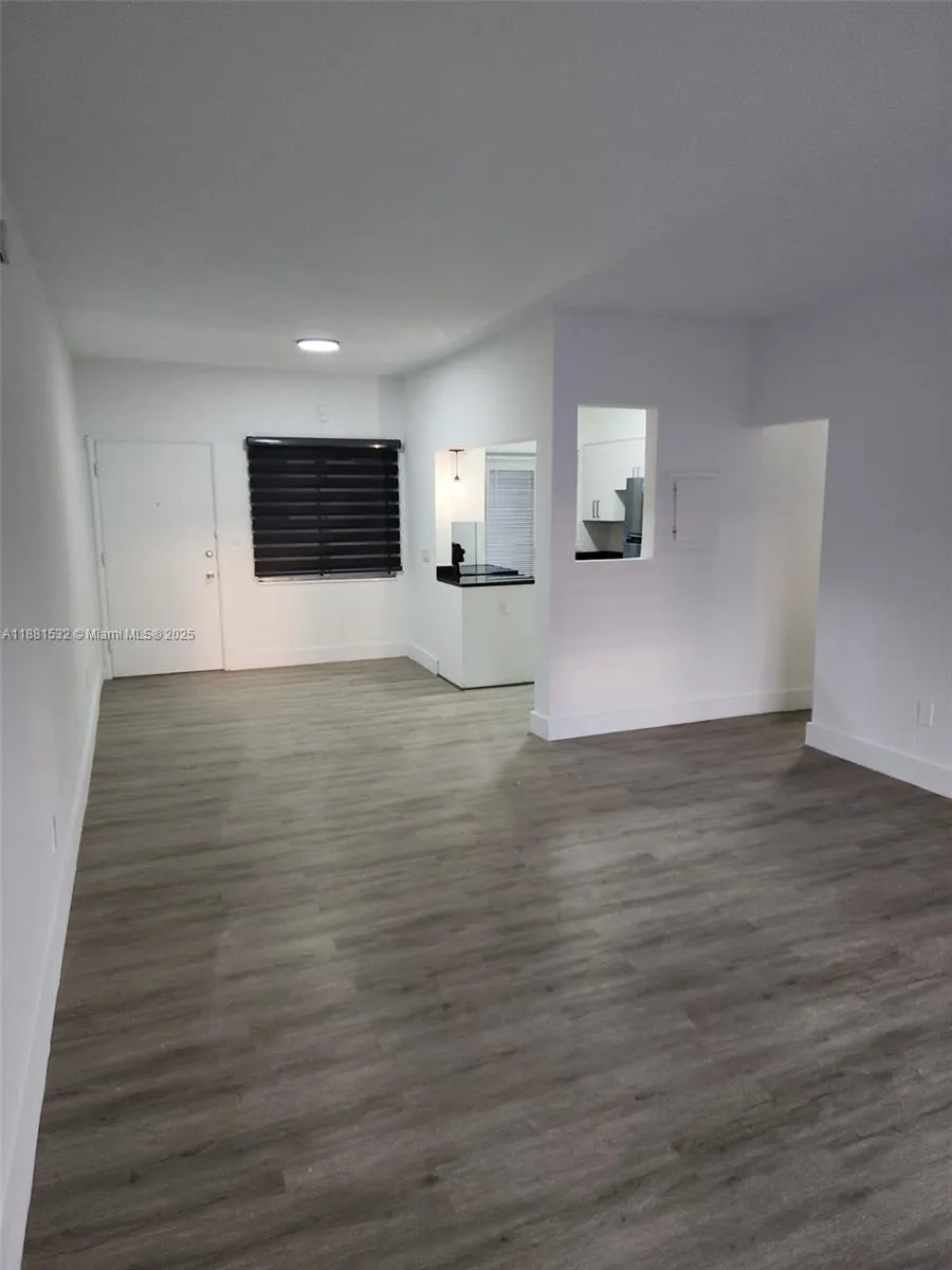 2101 Normandy Dr, #301