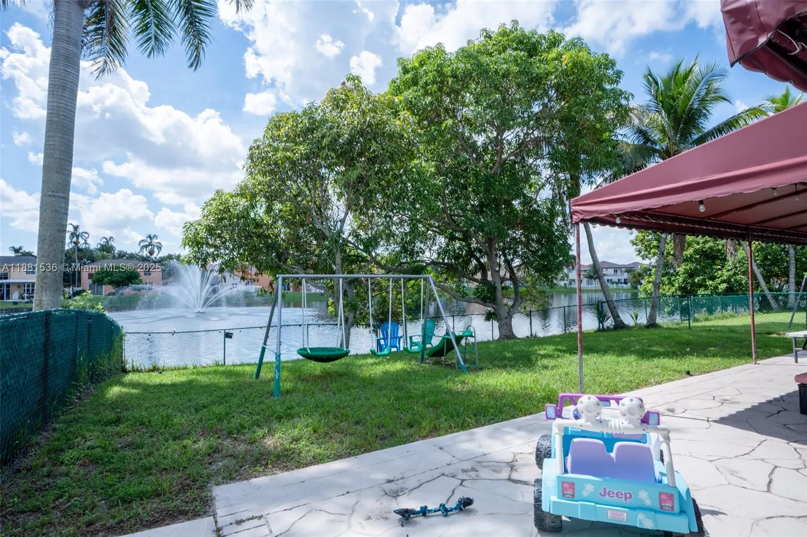 13000 SW 52nd St