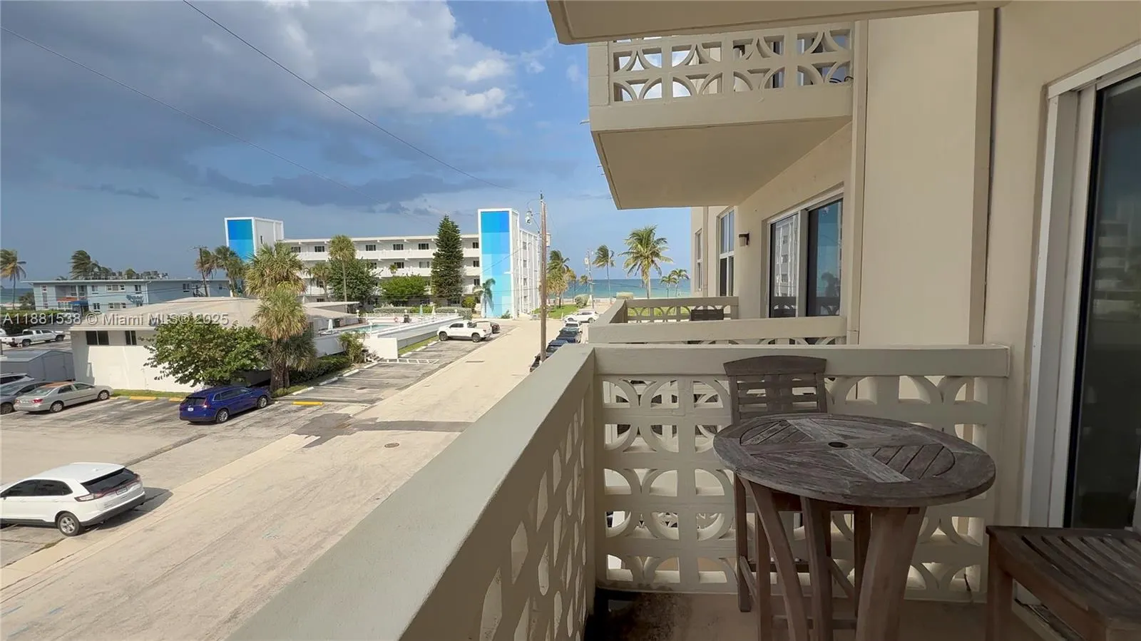 1901 S Ocean Dr, #303