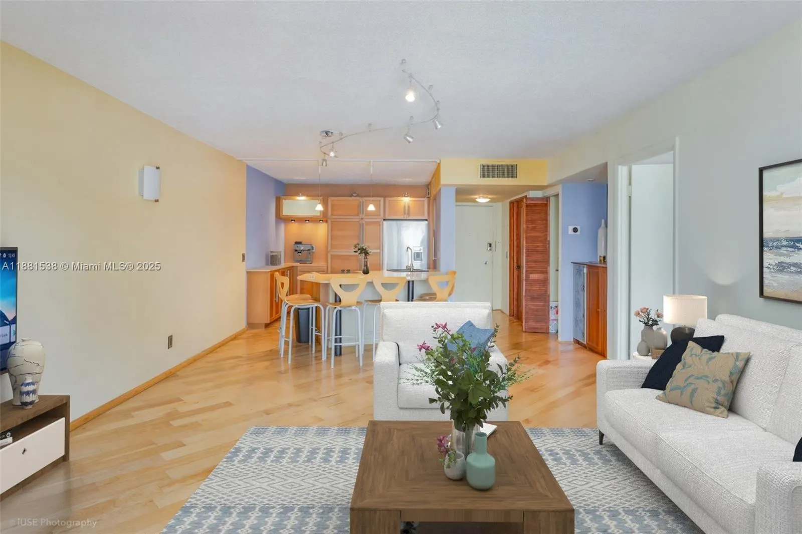 1901 S Ocean Dr, #303