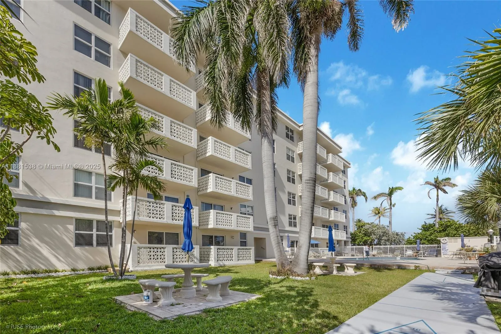 1901 S Ocean Dr, #303