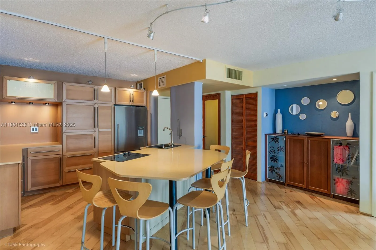 1901 S Ocean Dr, #303