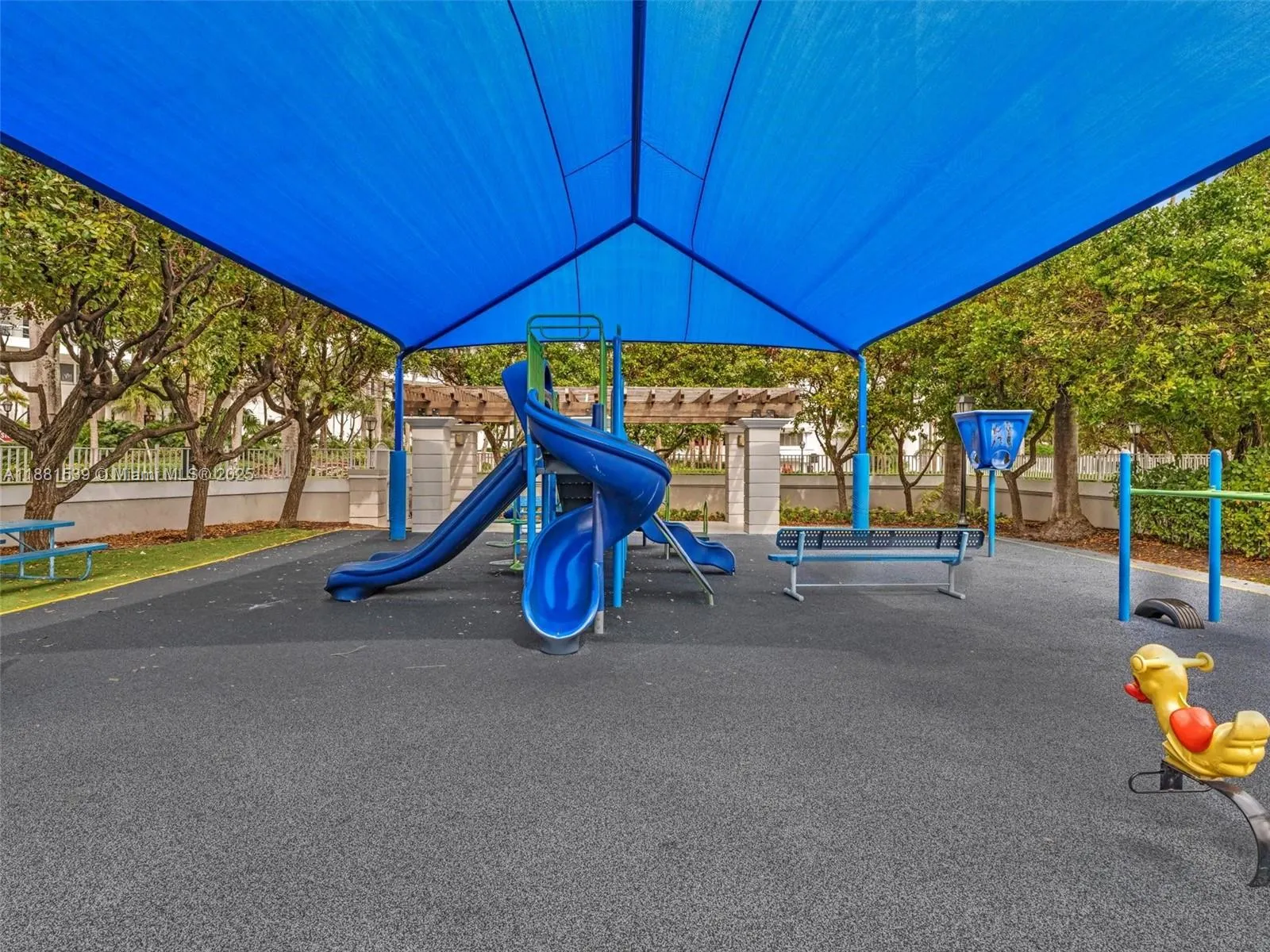 21205 Yacht Club Dr, #2605