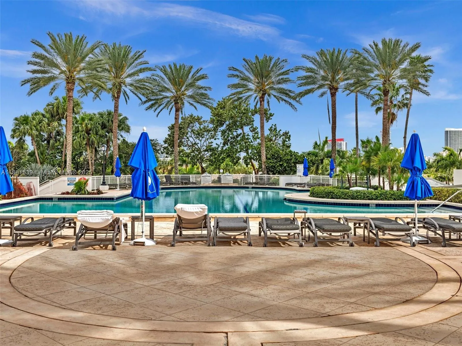 21205 Yacht Club Dr, #2605
