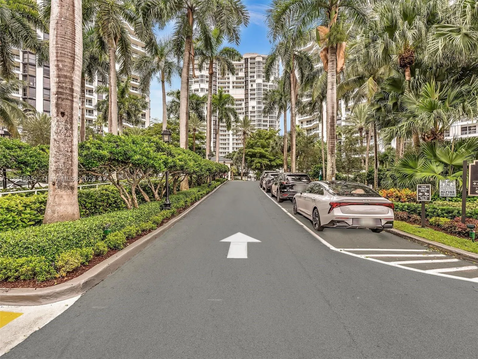 21205 Yacht Club Dr, #2605