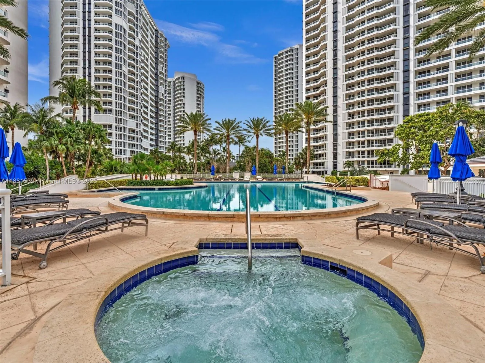 21205 Yacht Club Dr, #2605