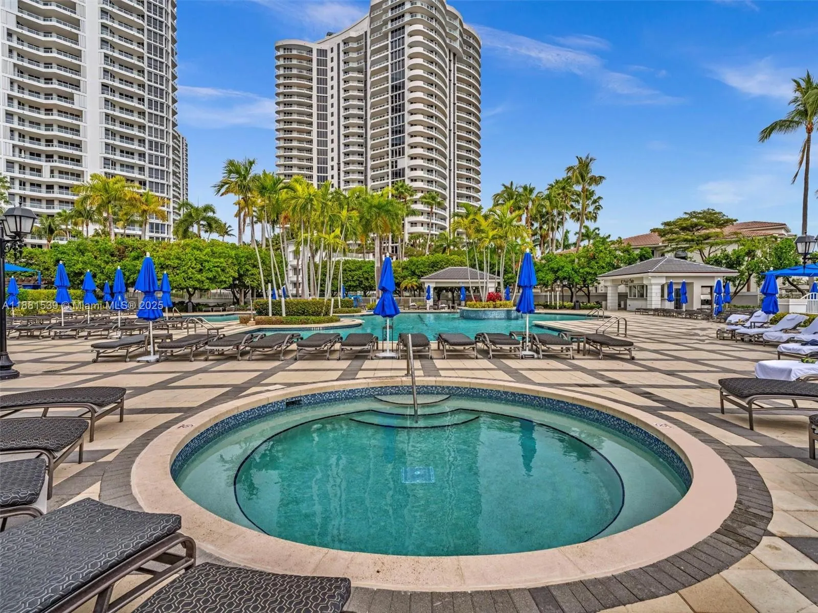 21205 Yacht Club Dr, #2605
