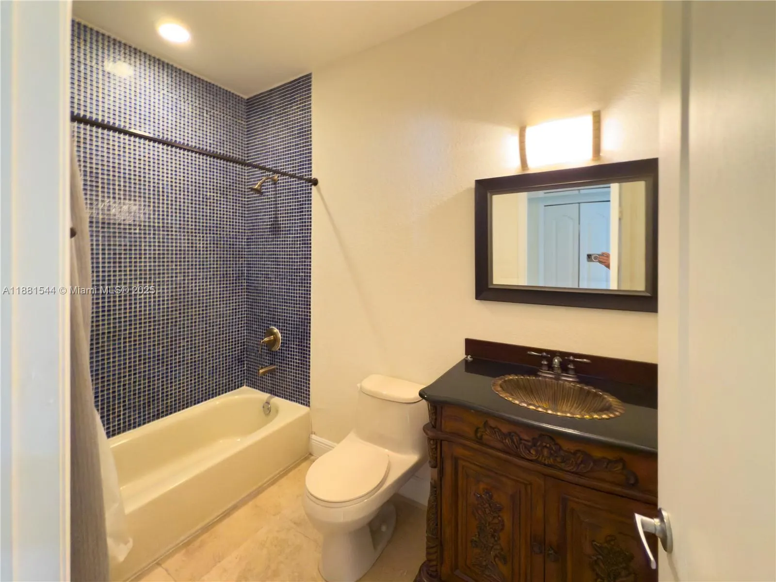 3022 Indiana St, #3022