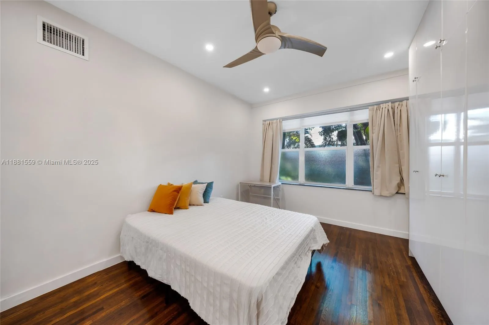 1446 Lenox Ave, #2