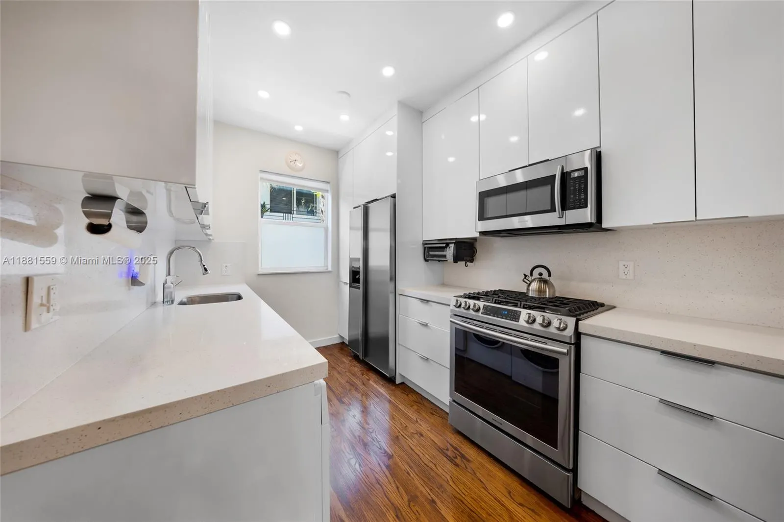 1446 Lenox Ave, #2