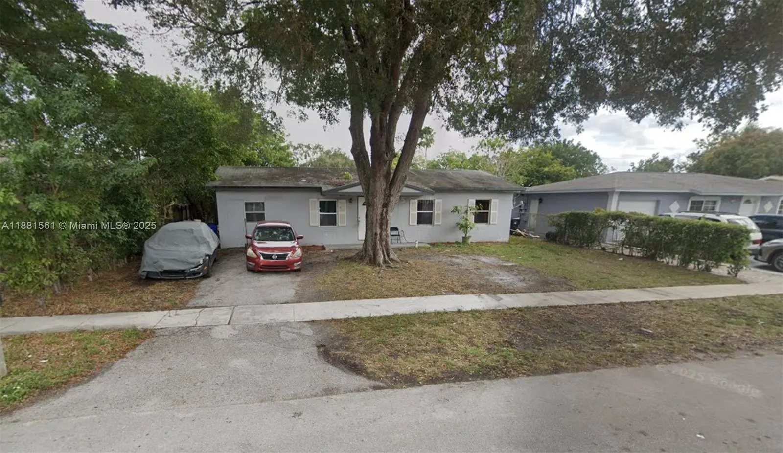 325 SW 80th Ter