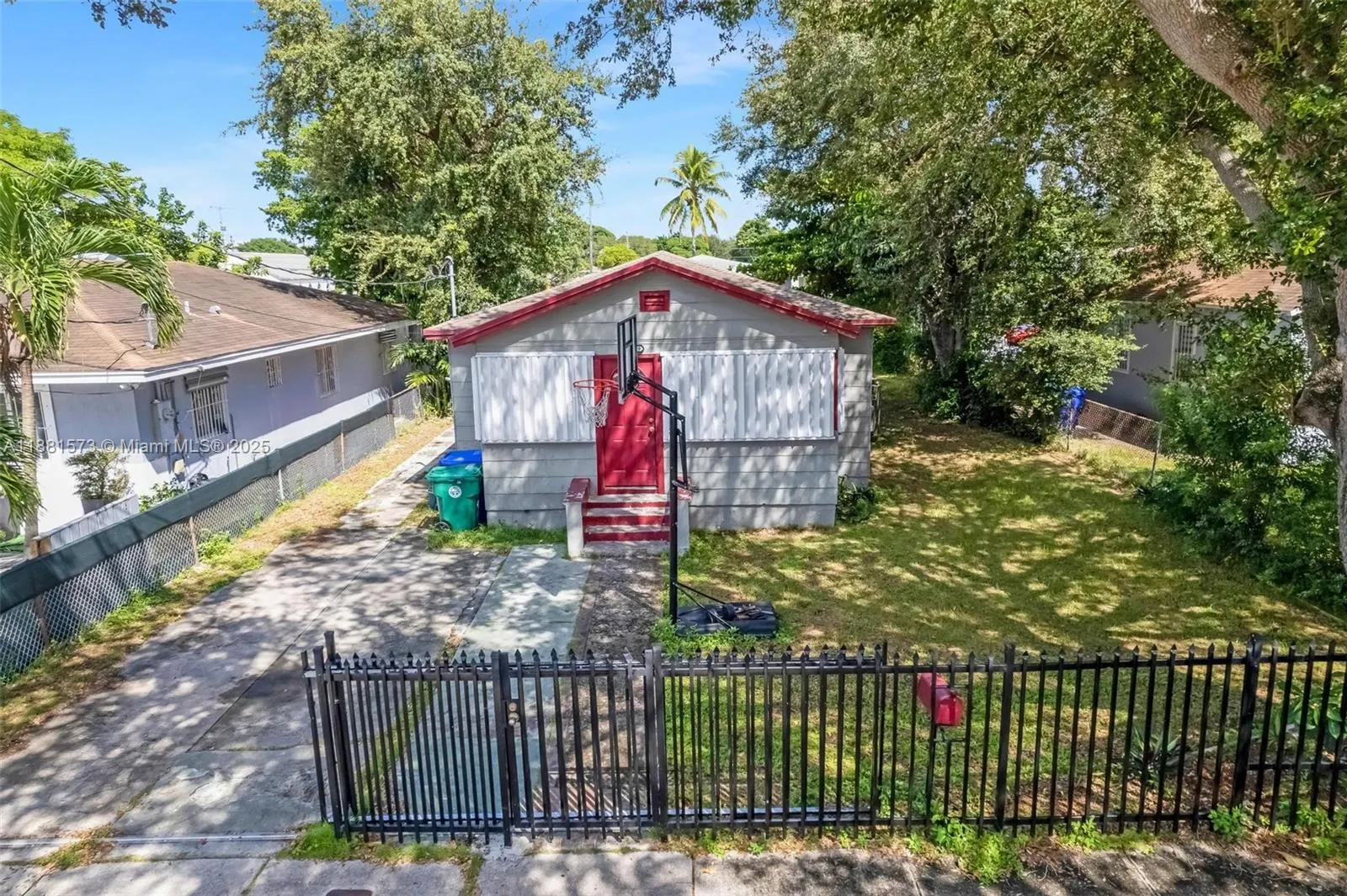 1369 NW 68th Ter