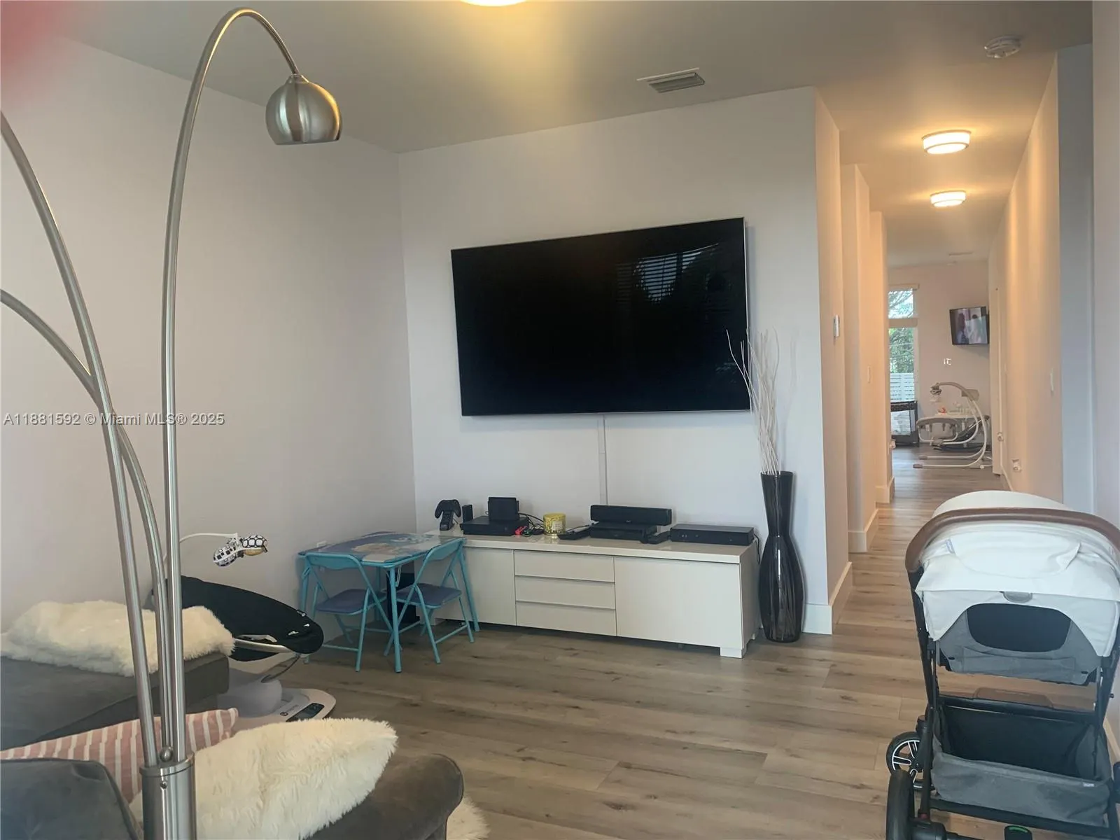 808 E 32nd St, #808