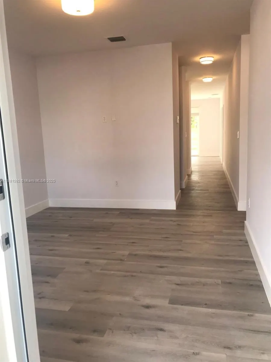 808 E 32nd St, #808
