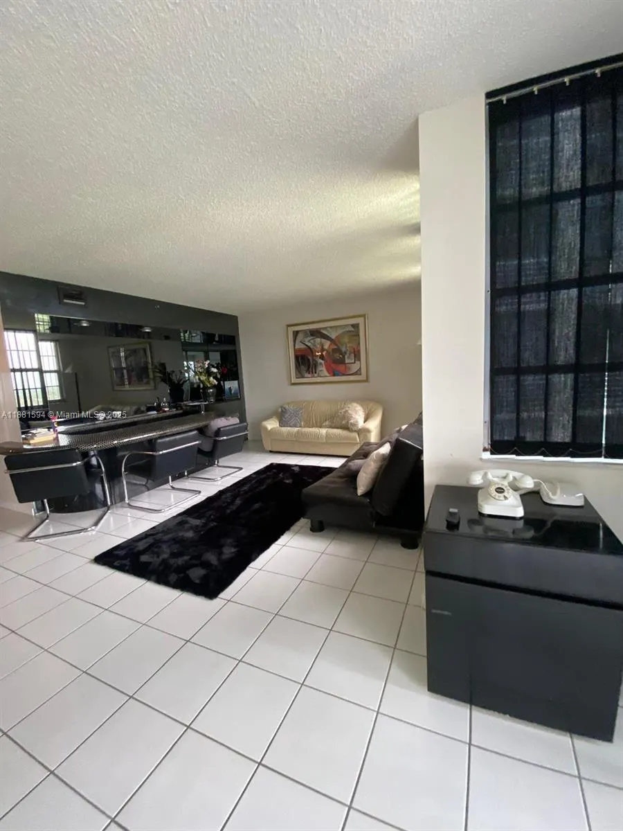 3507 Oaks Way, #804