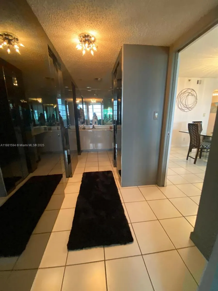 3507 Oaks Way, #804