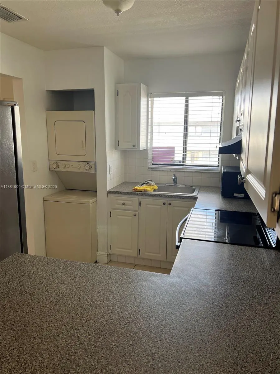 6081 W 24th Ave, #204