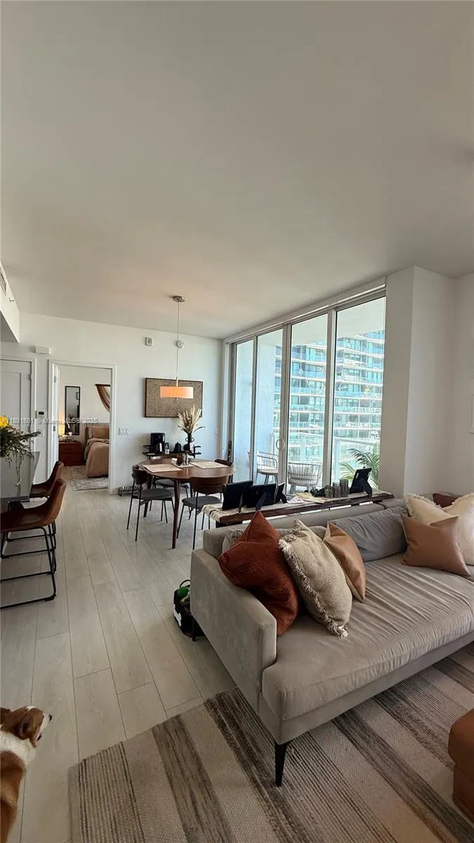601 NE 27th, #1003