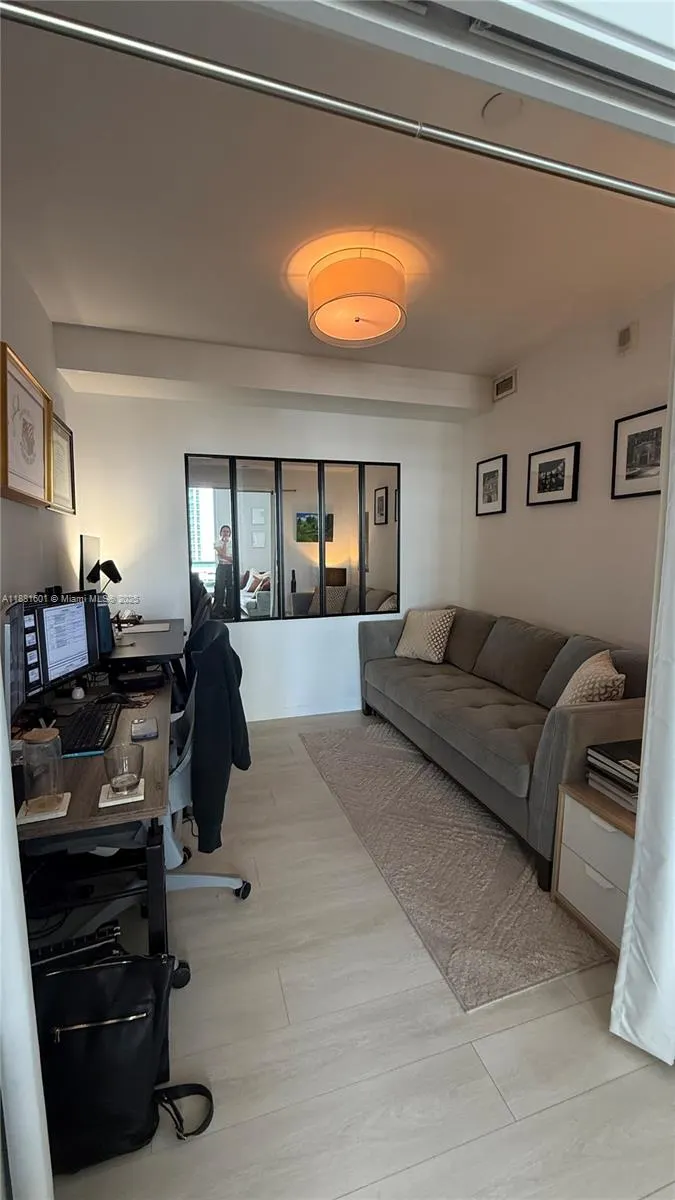 601 NE 27th, #1003