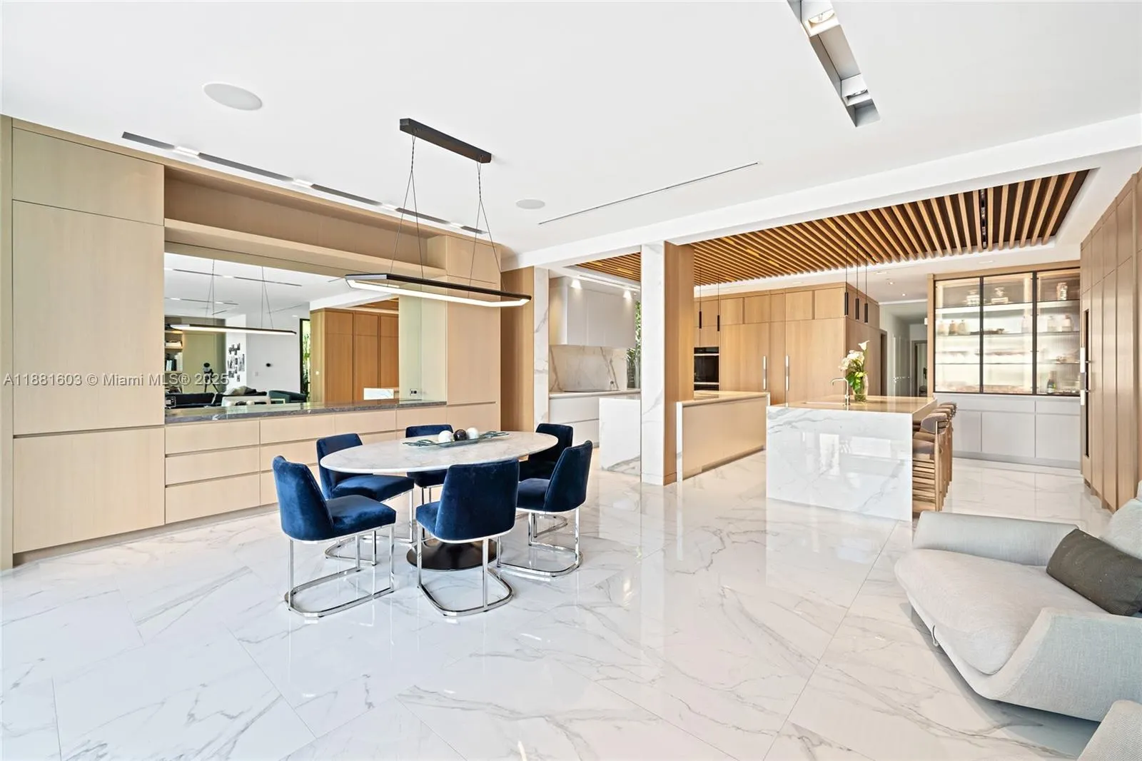 4510 Prairie Ave