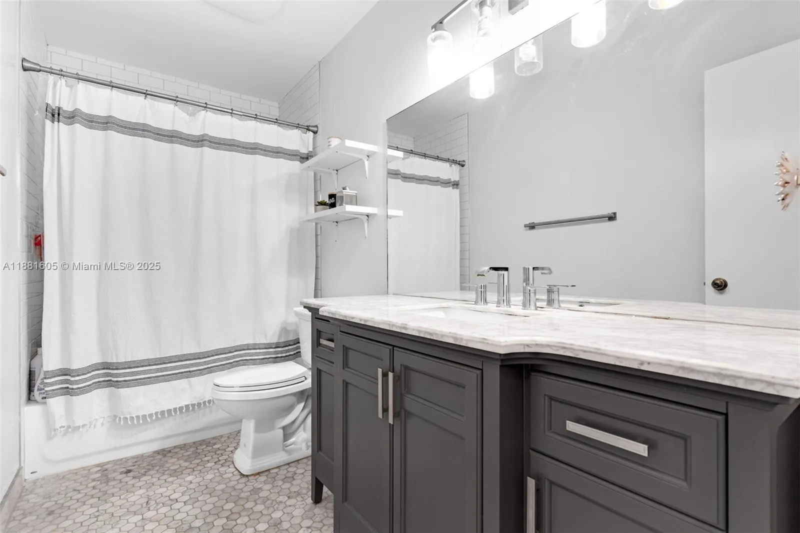 407 NW 18th St