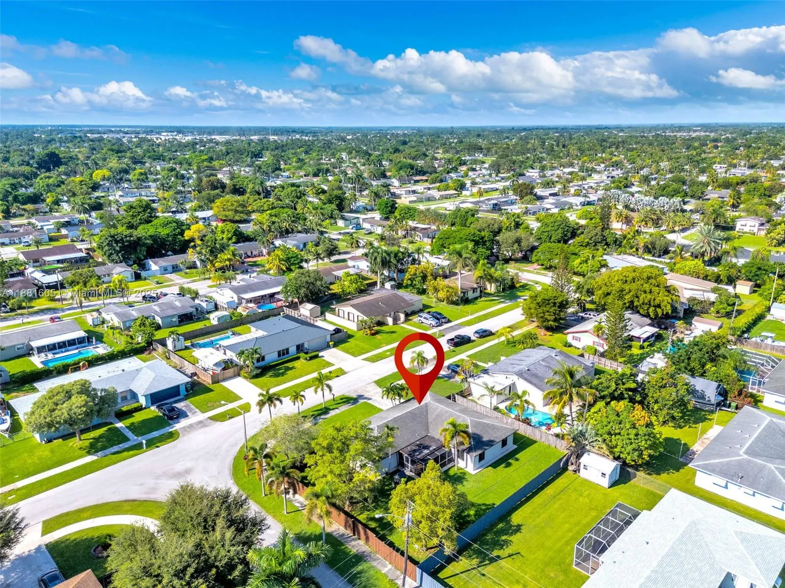 407 NW 18th St