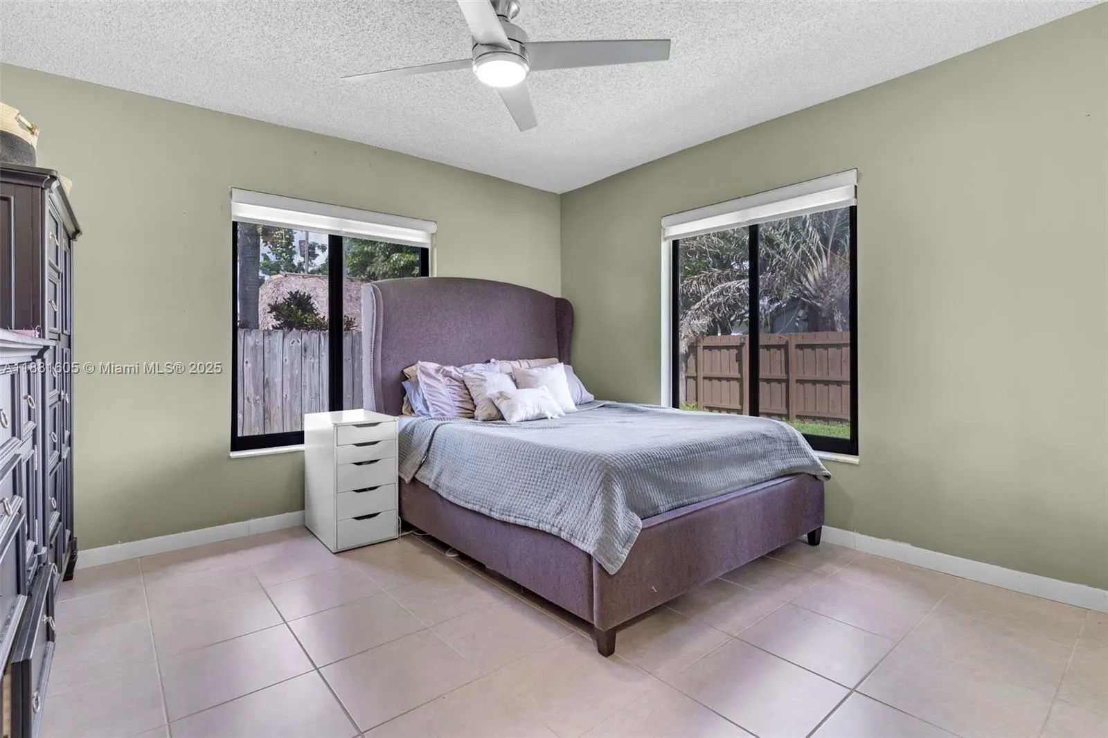 407 NW 18th St