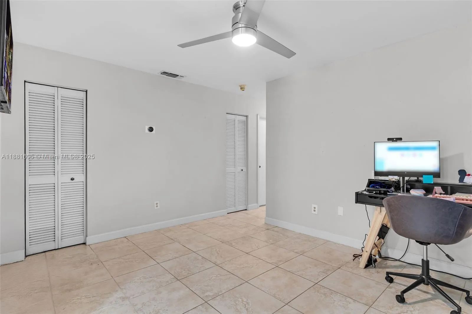 407 NW 18th St