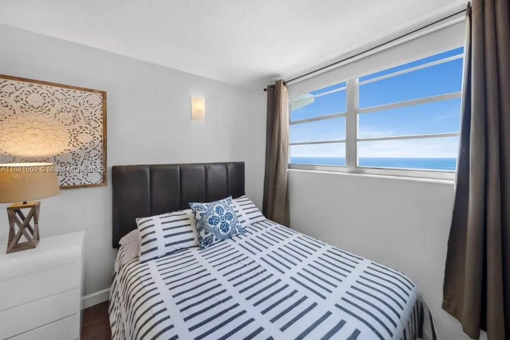 3801 S Ocean Dr, #11N