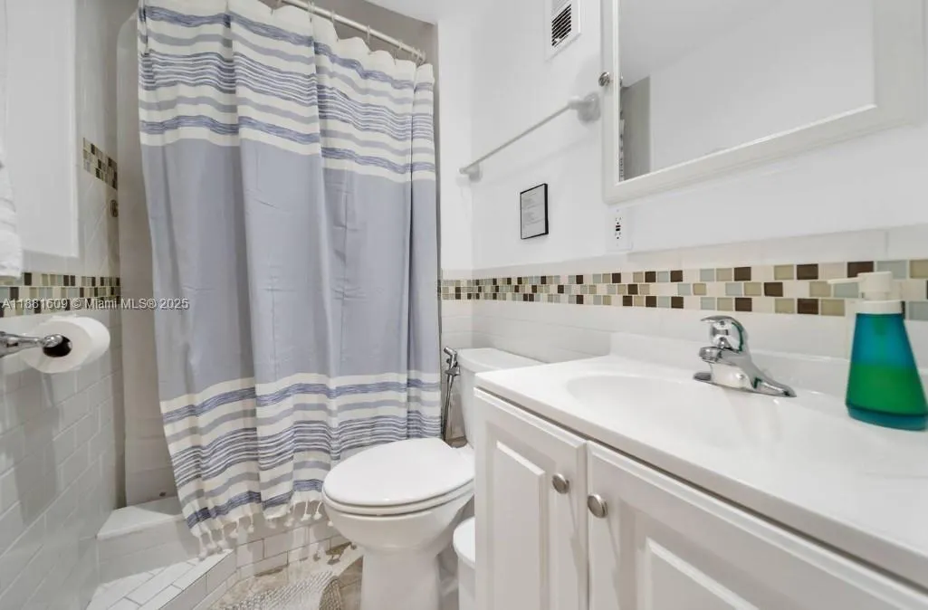 3801 S Ocean Dr, #11N