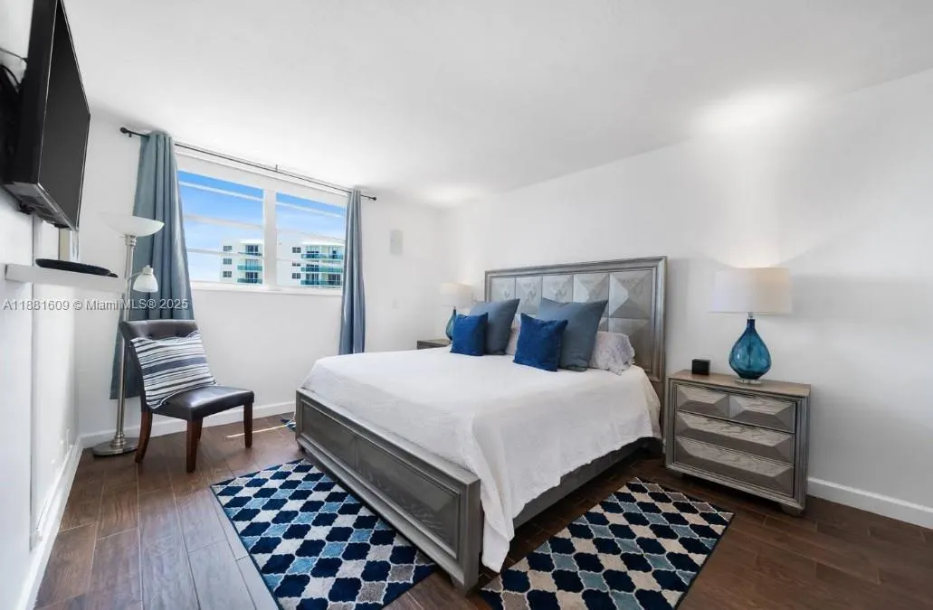 3801 S Ocean Dr, #11N