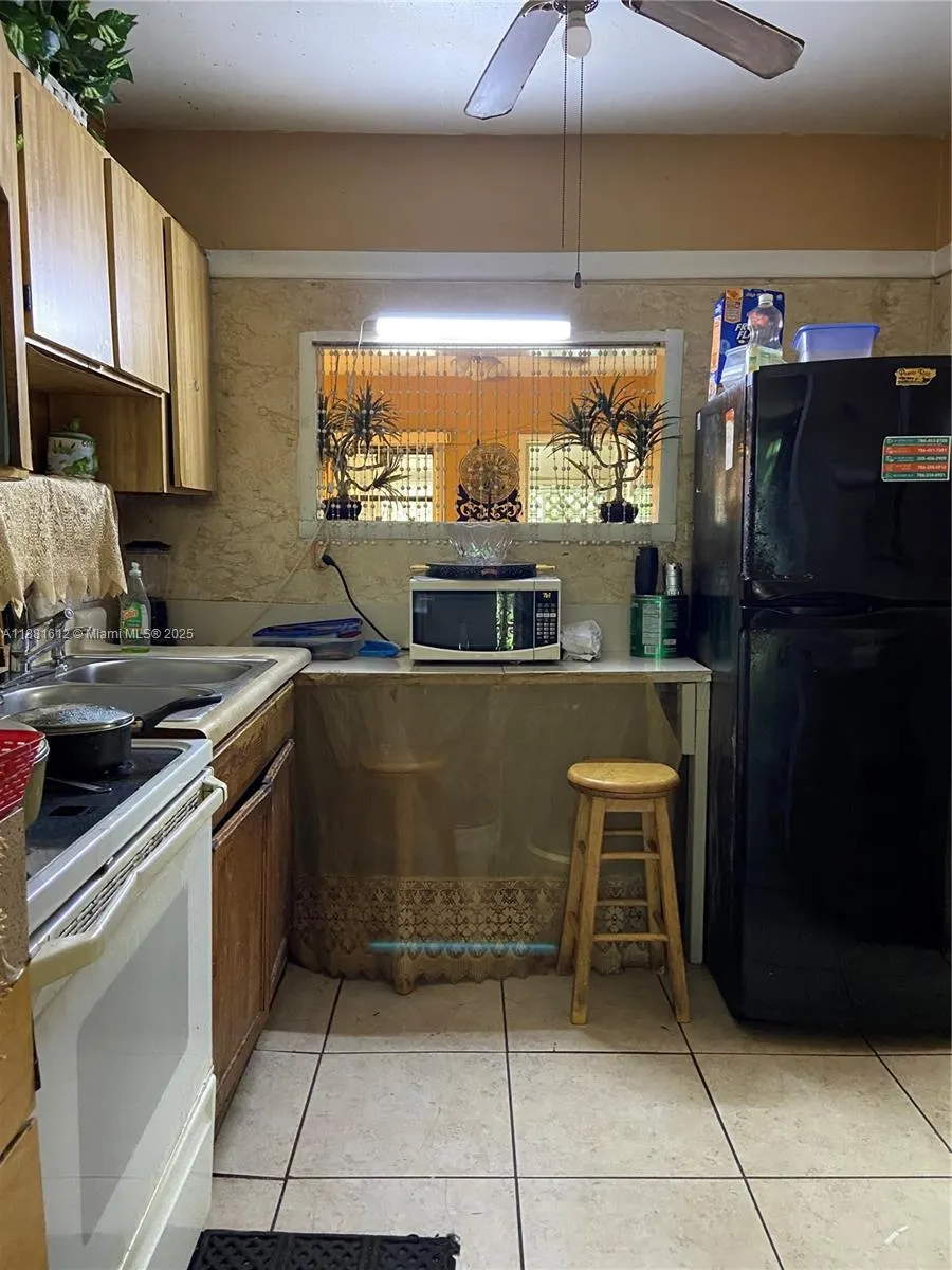 1305 Dunad Ave