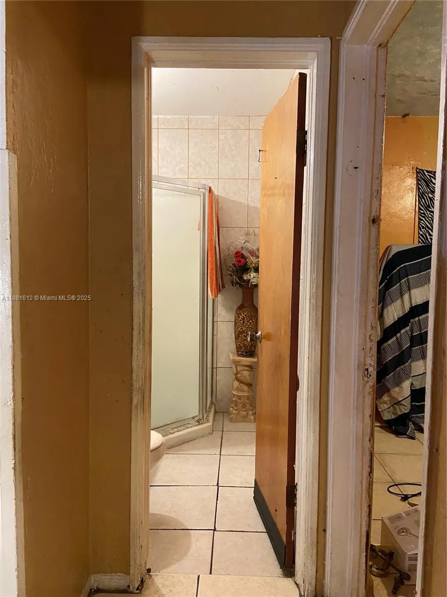 1305 Dunad Ave