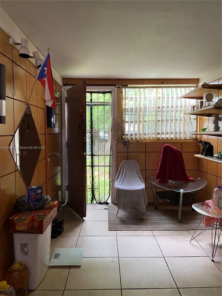 1305 Dunad Ave