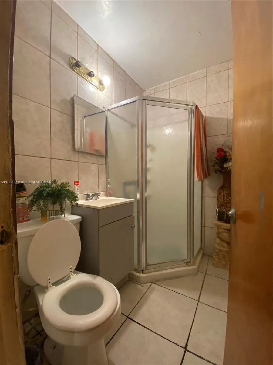1305 Dunad Ave