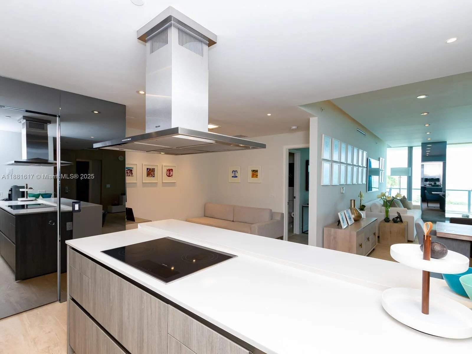 360 Ocean Dr, #304S