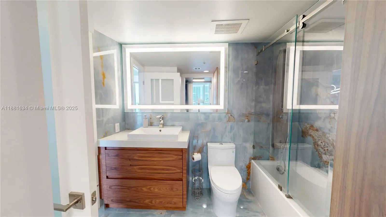 1750 N Bayshore Dr, #2803