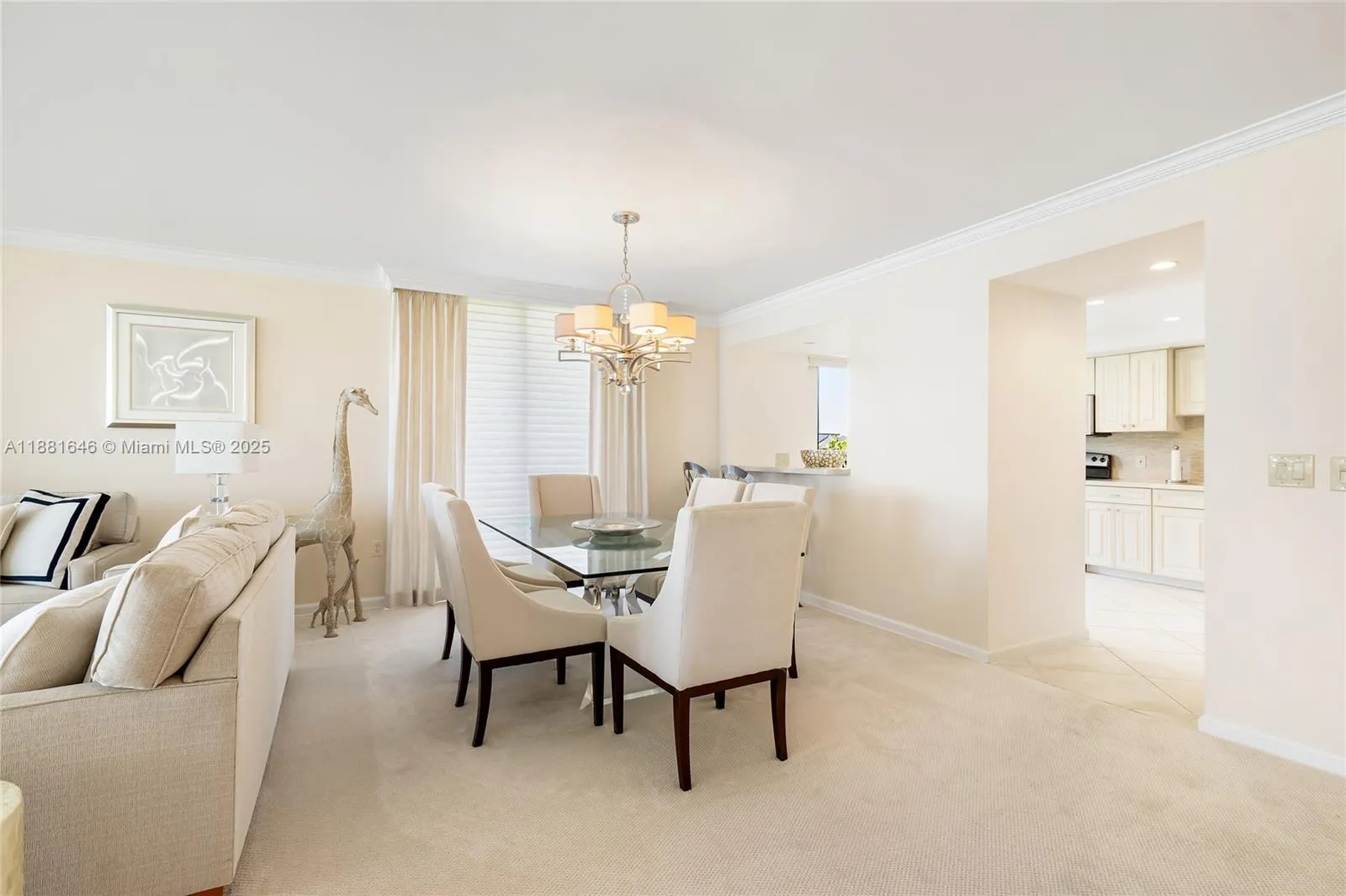 100 Beach Rd, #204