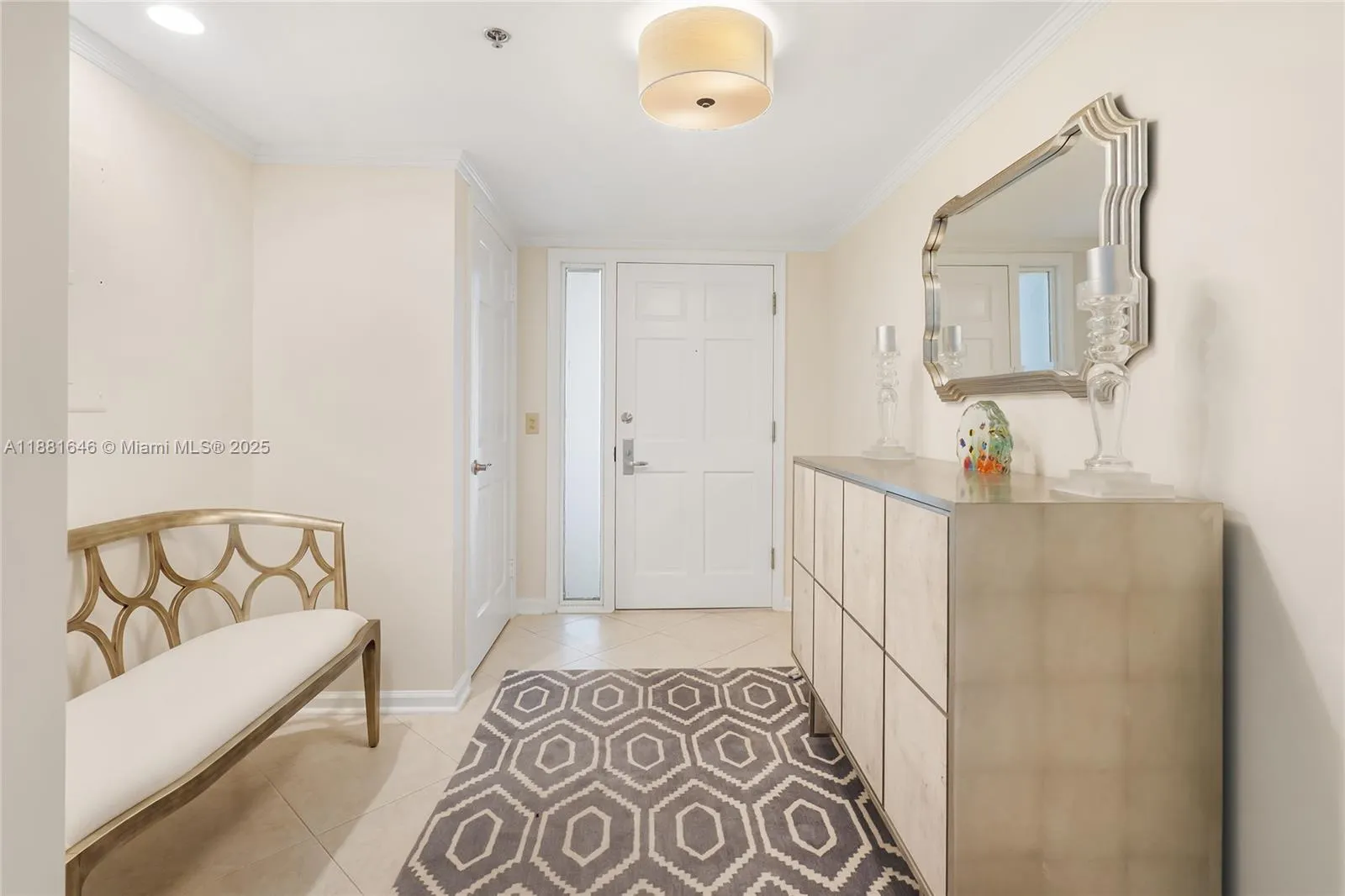 100 Beach Rd, #204