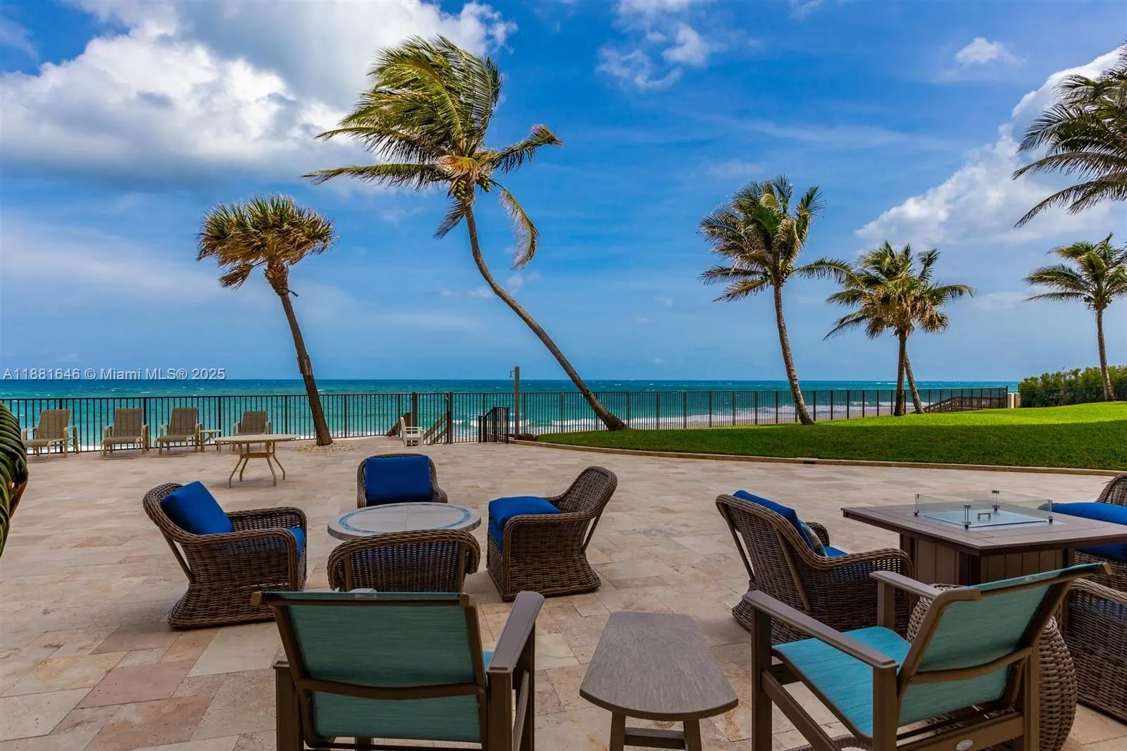 100 Beach Rd, #204