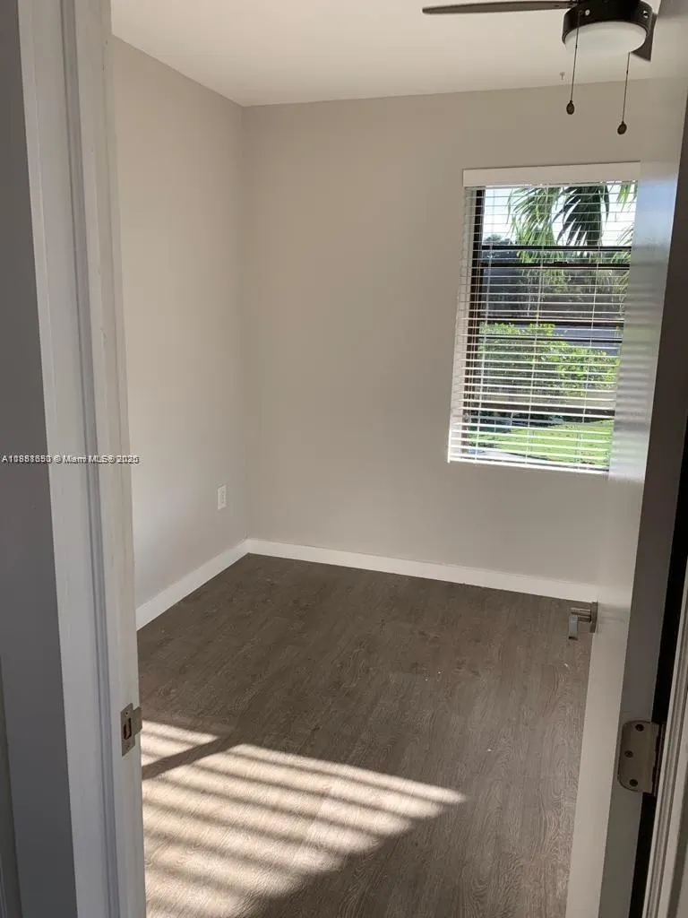 2932 NW 16th Ave, #4A