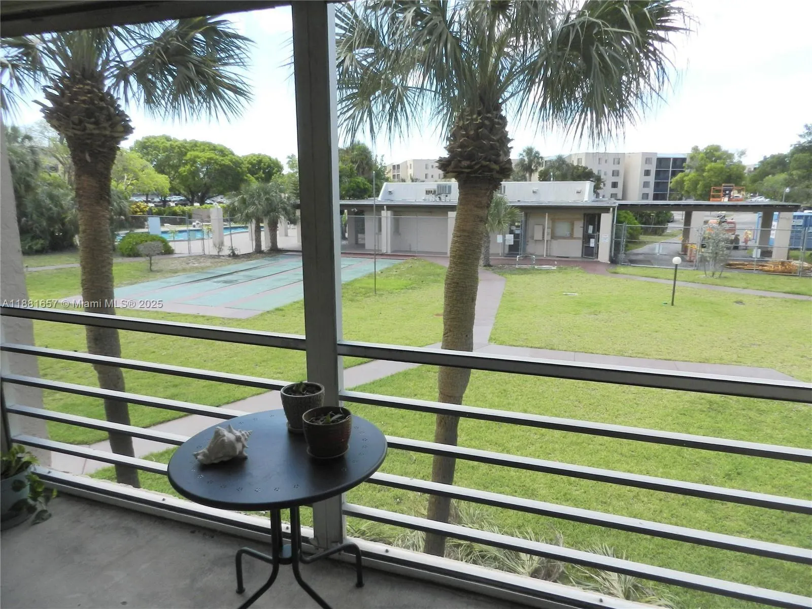2860 Somerset Dr, #211K