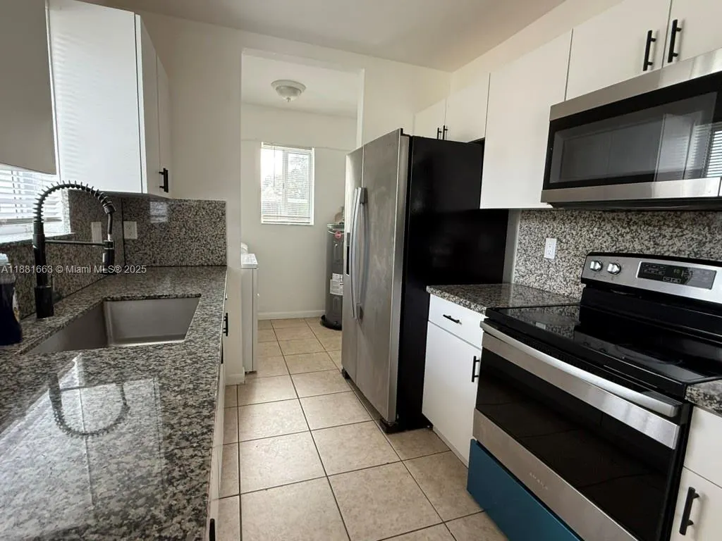 2155 NW 64th St