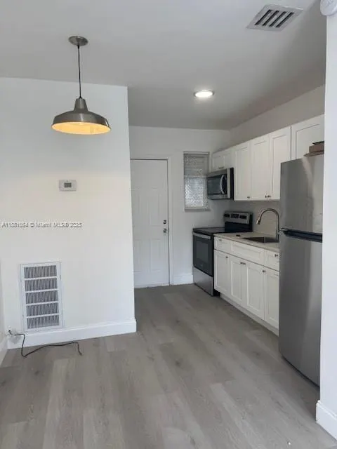 27 NW 41st St, #27