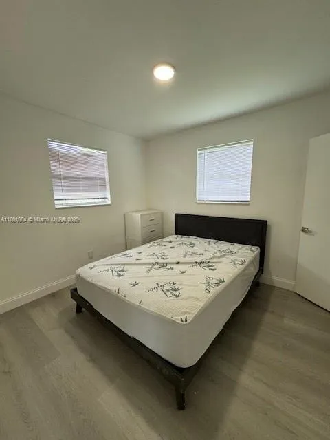 27 NW 41st St, #27