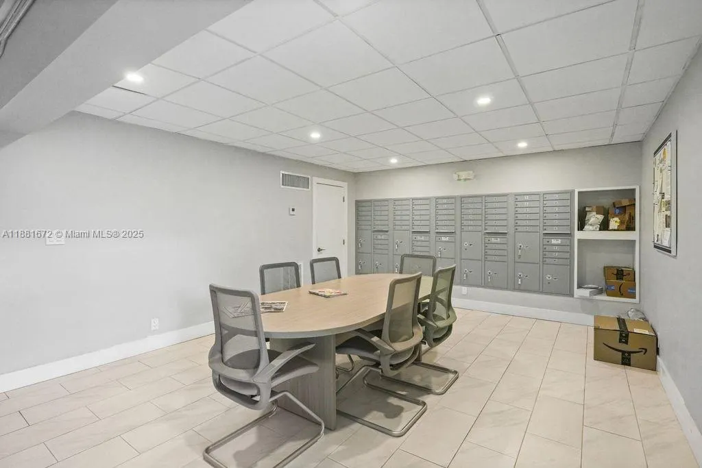 4540 N Ocean Dr, #104