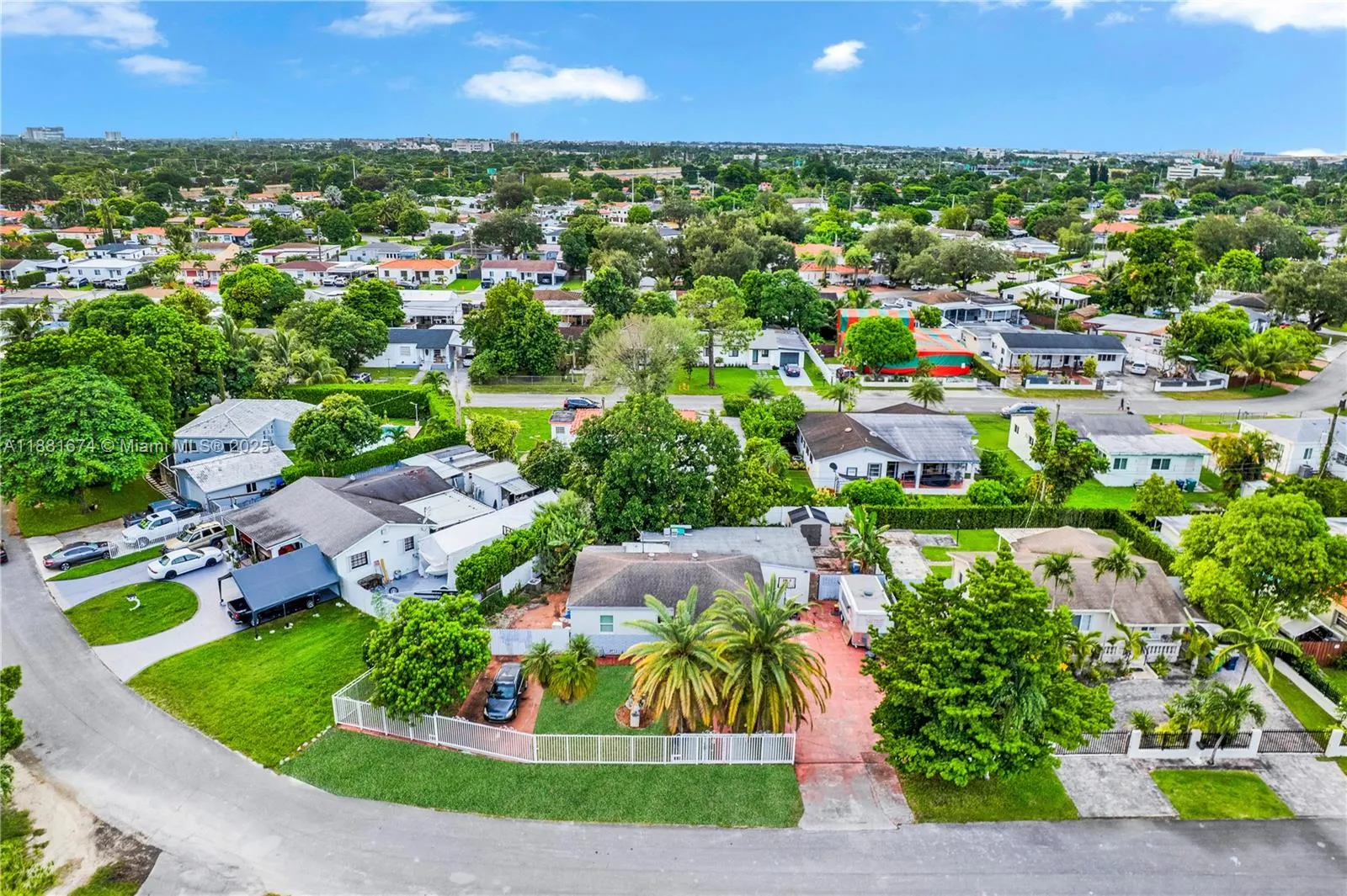 7385 SW 19th St Rd