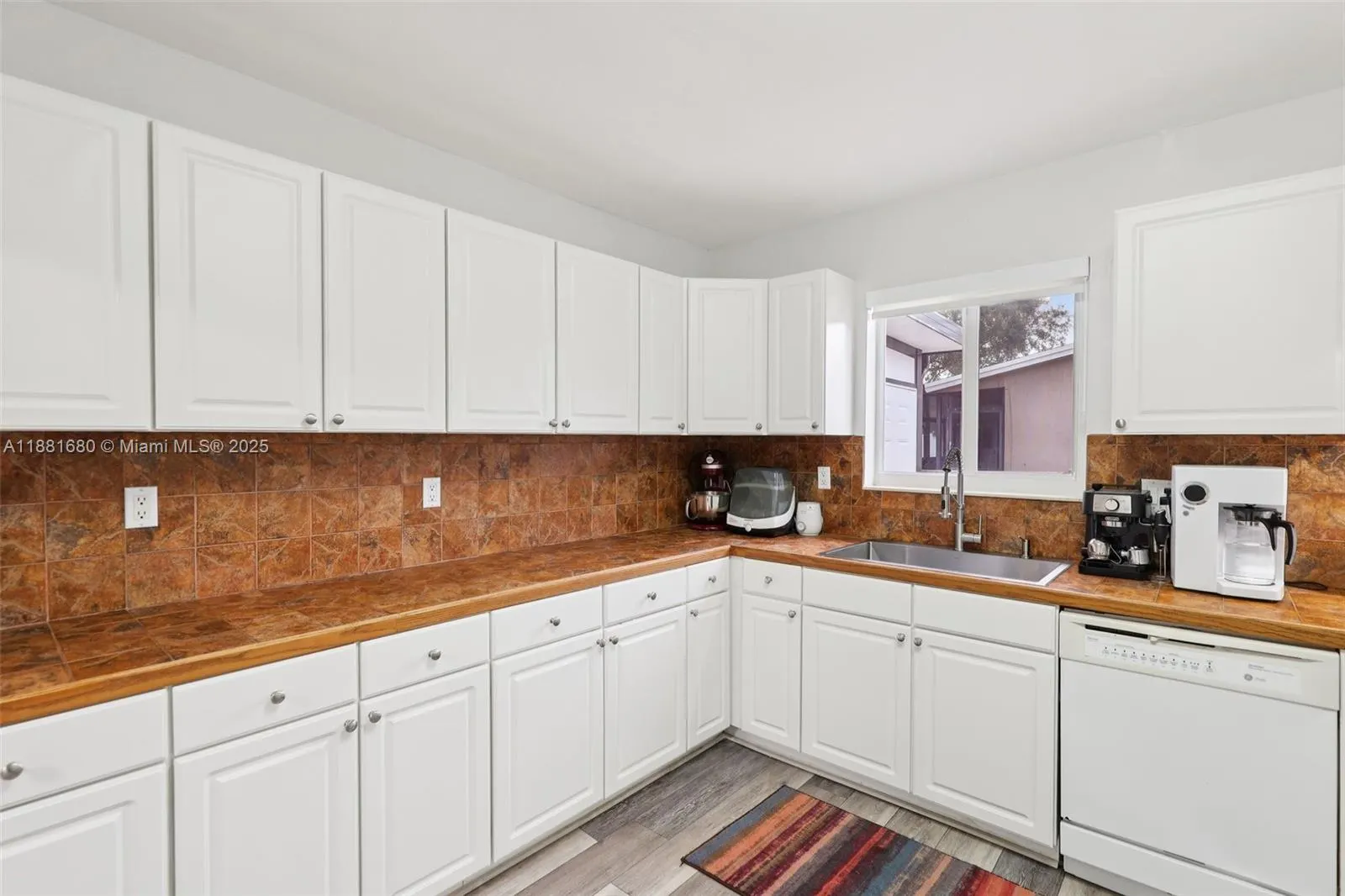 2300 NW 114th Ave