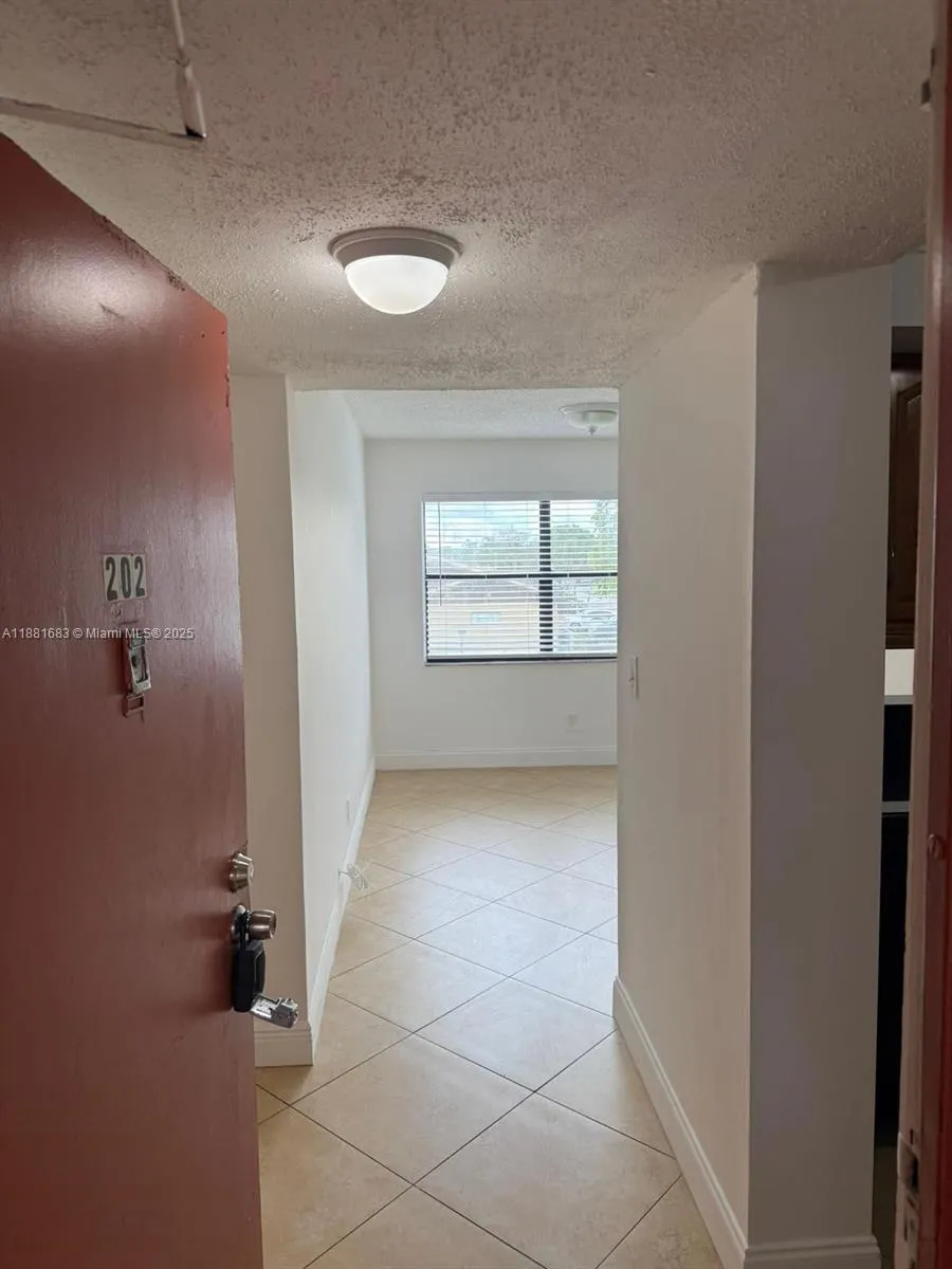 3399 Foxcroft Rd, #202