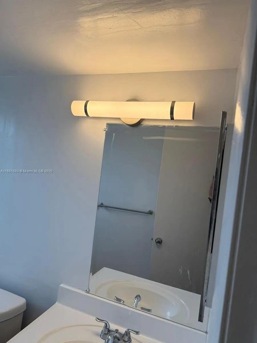 3399 Foxcroft Rd, #202